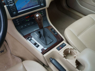 2005 BMW 330 xi
