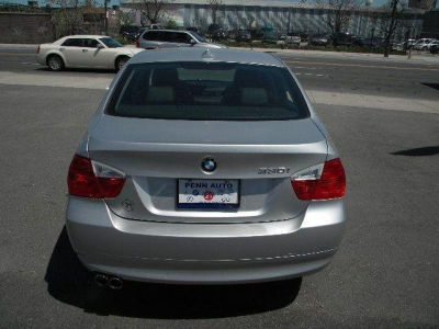 2006 BMW 330  i