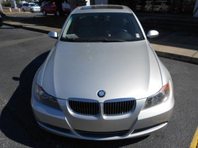 2006 BMW 330  i