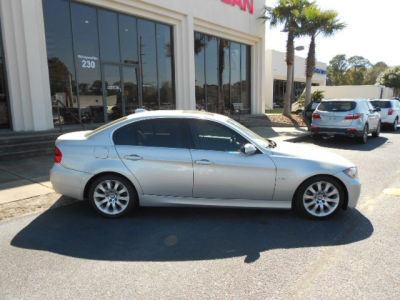 2006 BMW 330  i