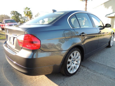 2006 BMW 330 i