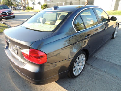 2006 BMW 330 i