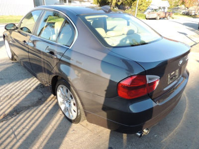 2006 BMW 330 i