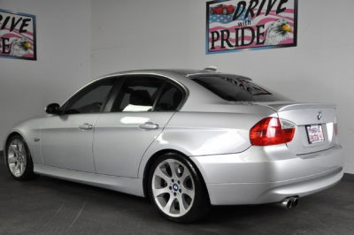 2006 BMW 330 i
