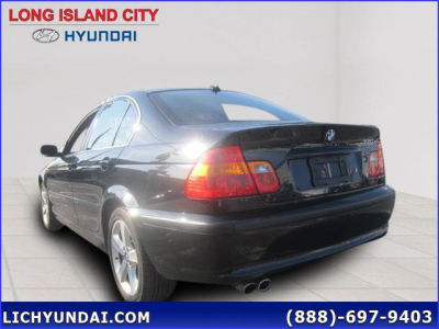 2005 BMW 330  xi