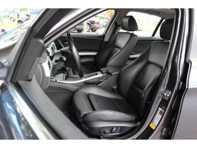 2006 BMW 330 i
