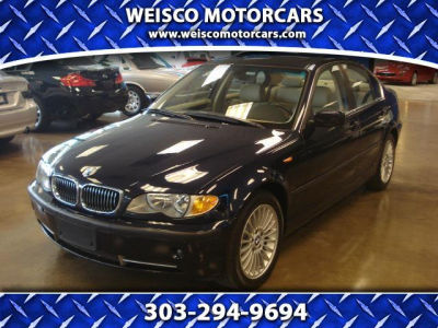 2003 BMW 330  xi