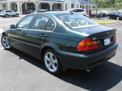 2004 BMW 330  xi