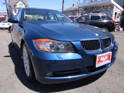 2006 BMW 330  xi