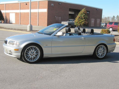 2003 BMW 330  Ci