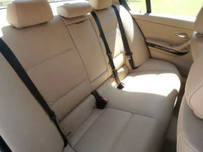 2006 BMW 330 i