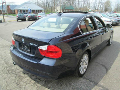 2006 BMW 330  xi