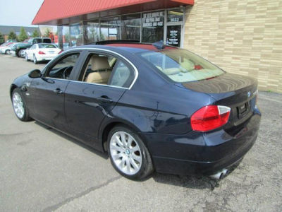 2006 BMW 330  xi