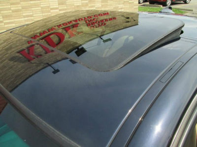 2006 BMW 330  xi
