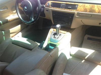 2006 BMW 330 i