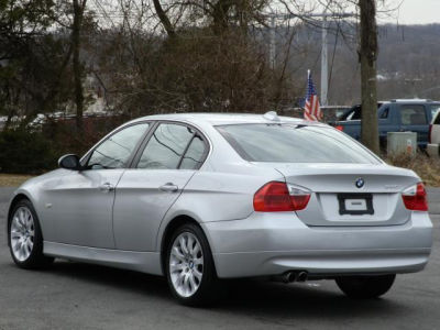 2006 BMW 330  i