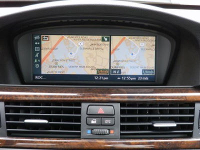 2006 BMW 330  i