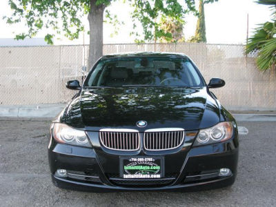 2006 BMW 330  i