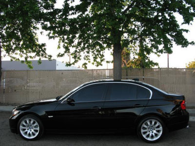 2006 BMW 330  i