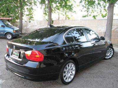 2006 BMW 330  i
