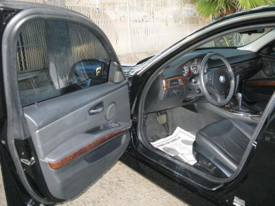 2006 BMW 330  i