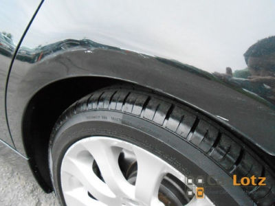 2006 BMW 330  i