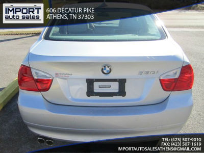 2006 BMW 330  i