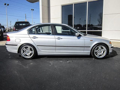 2002 BMW 330 i