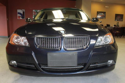 2006 BMW 330  i