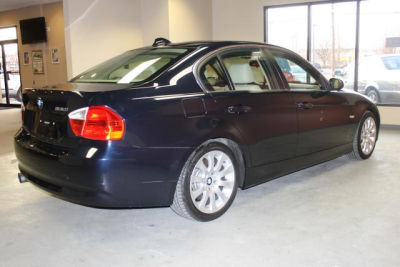 2006 BMW 330  i