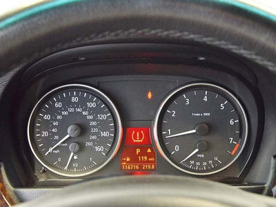 2006 BMW 330  i