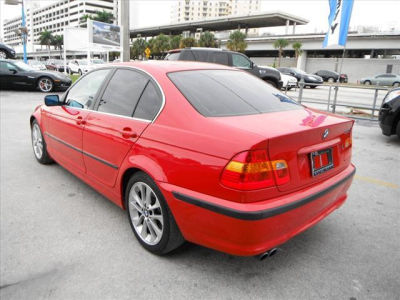 2005 BMW 330 i