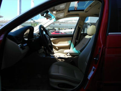 2005 BMW 330 i