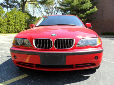 2005 BMW 330  xi