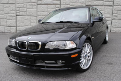 2003 BMW 330  i