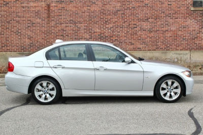 2006 BMW 330  xi