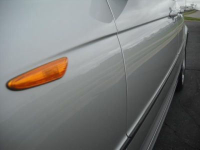 2005 BMW 330  xi