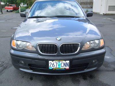 2003 BMW 330  i