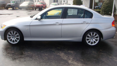 2006 BMW 330  xi