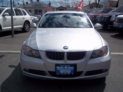2006 BMW 330  i