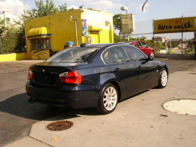 2006 BMW 330  xi