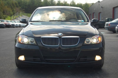 2006 BMW 330  xi