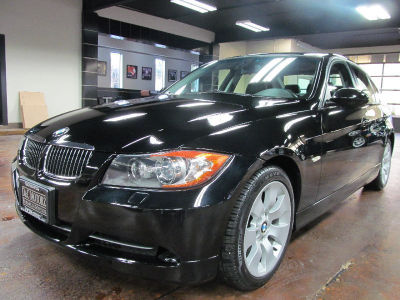 2006 BMW 330  xi