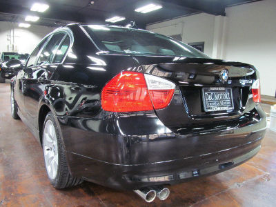2006 BMW 330  xi