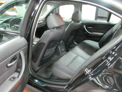 2006 BMW 330  xi
