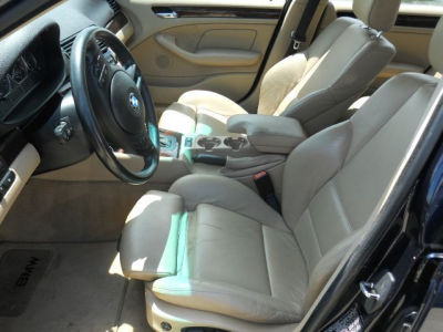 2004 BMW 330 i