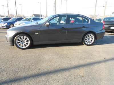 2006 BMW 330  i