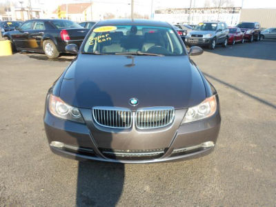 2006 BMW 330  i