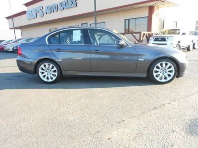 2006 BMW 330  i