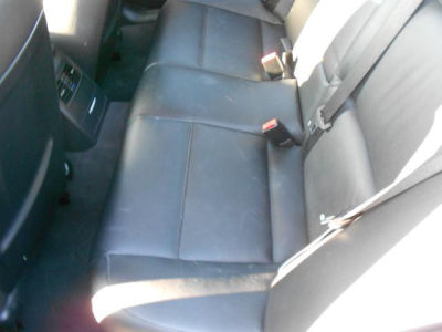 2006 BMW 330  i